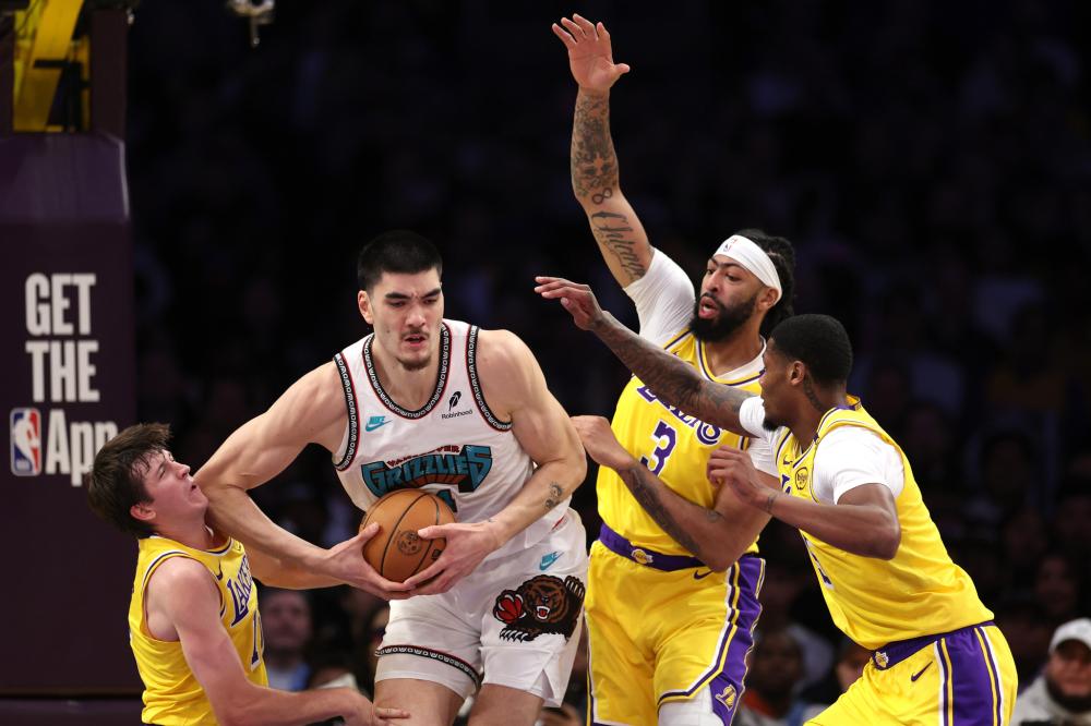 的临门一击 的临门一击